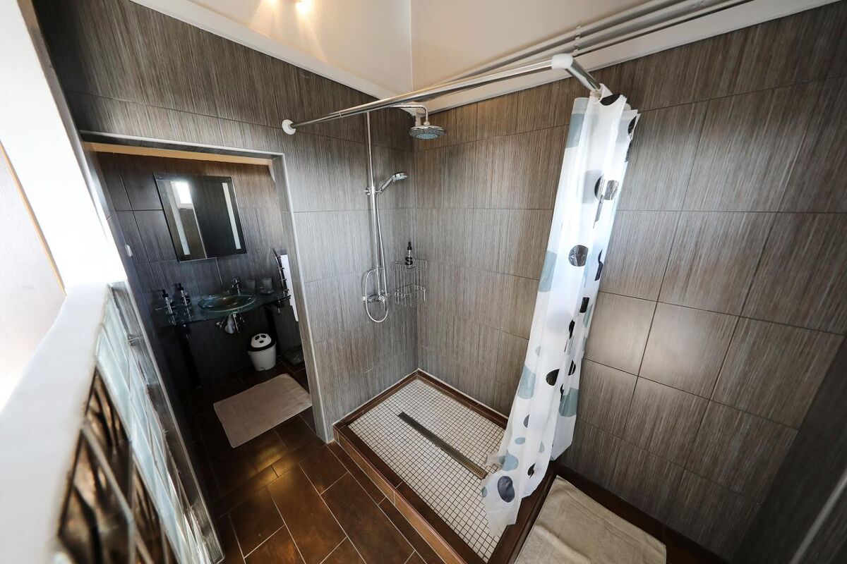 Bathroom Apartment Starigrad